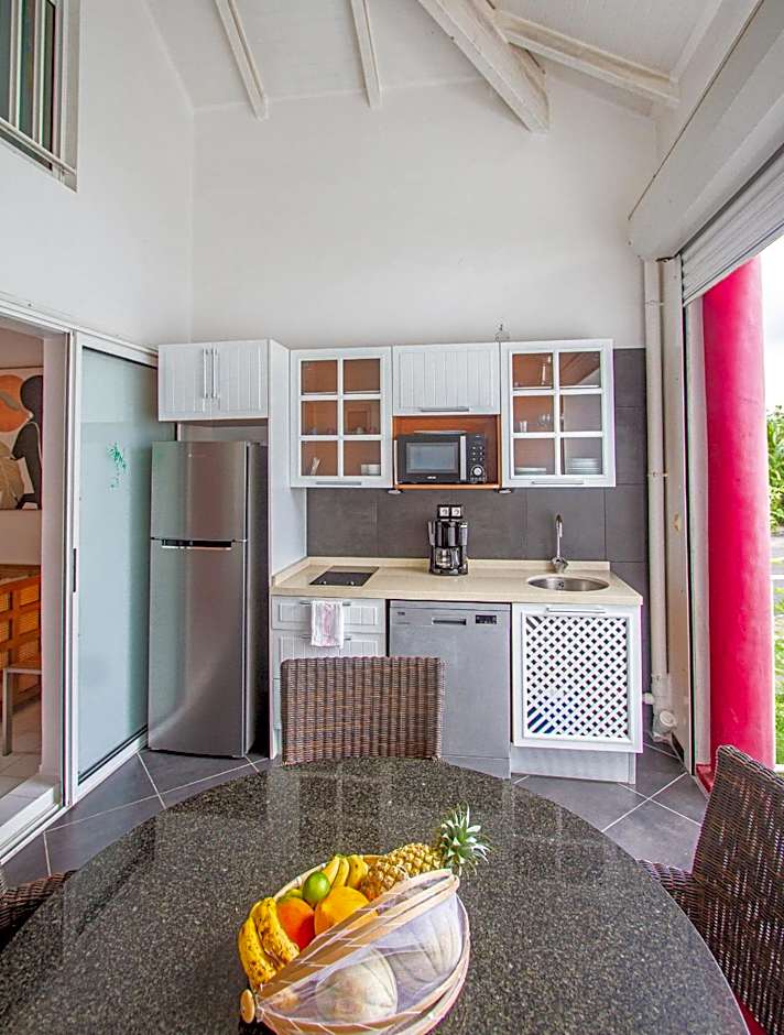 Résidence Le Vallon Guadeloupe Parc Piscine Appartements & Studios
