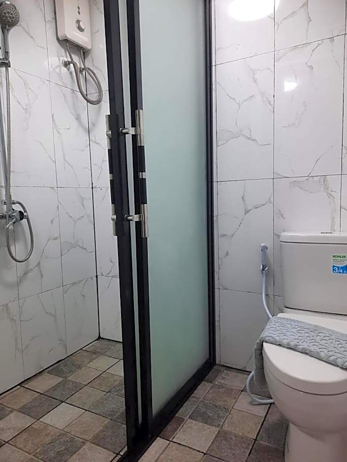 Happy Beach Jomtien Guesthouse