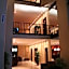 Port Hotel