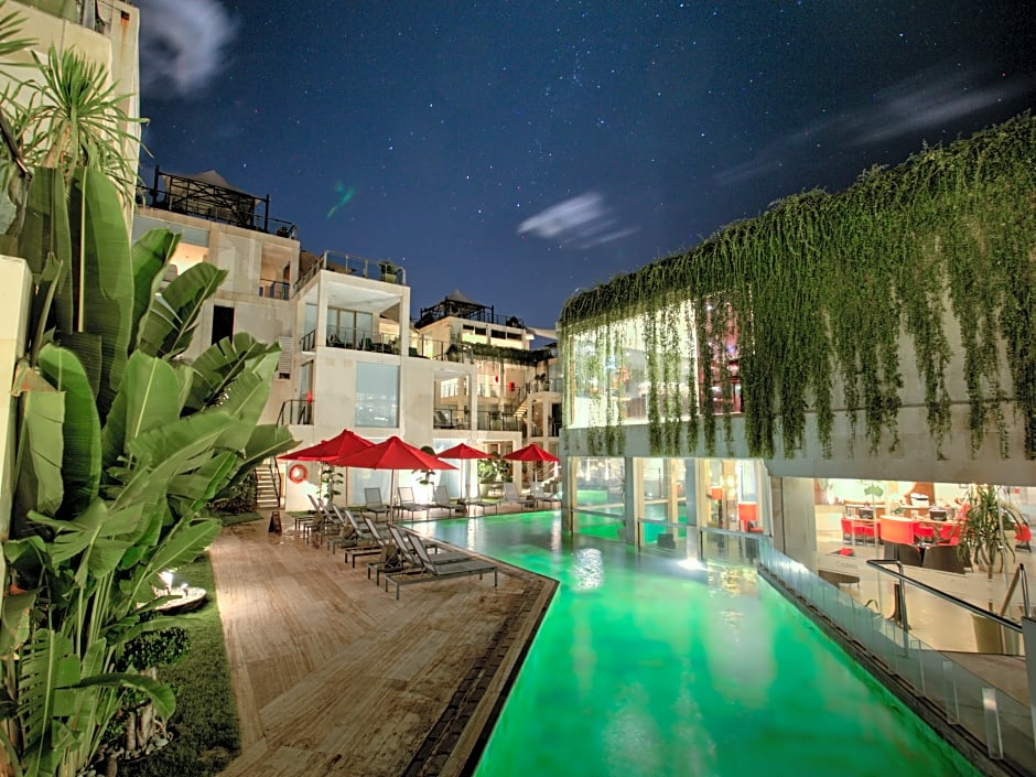 Furamaxclusive Ocean Beach Hotel Seminyak
