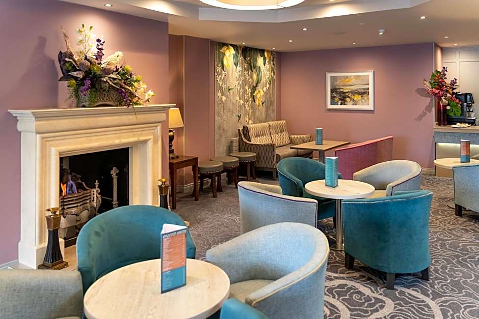 The Lodge Hotel