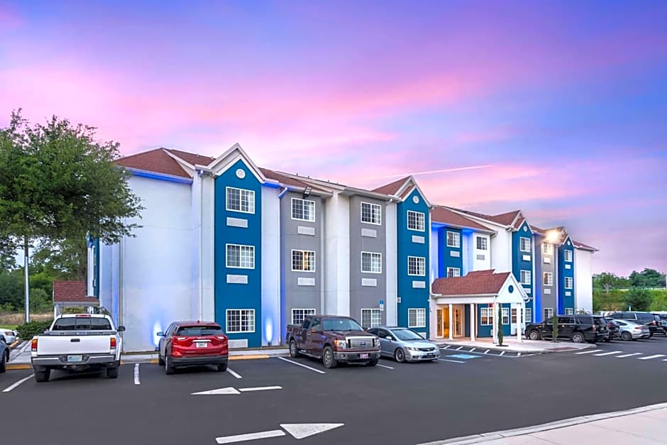 Microtel Inn & Suites By Wyndham Brooksville
