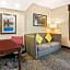 La Quinta Inn & Suites by Wyndham Houston - Magnolia