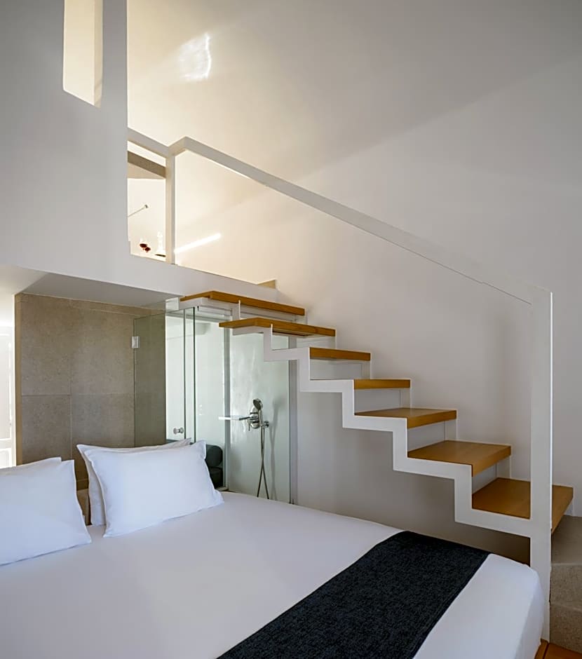 Muses Cycladic Suites