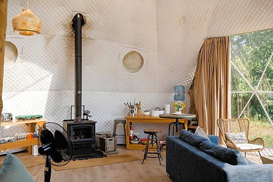 Open Sky Glamping Kawartha Dome