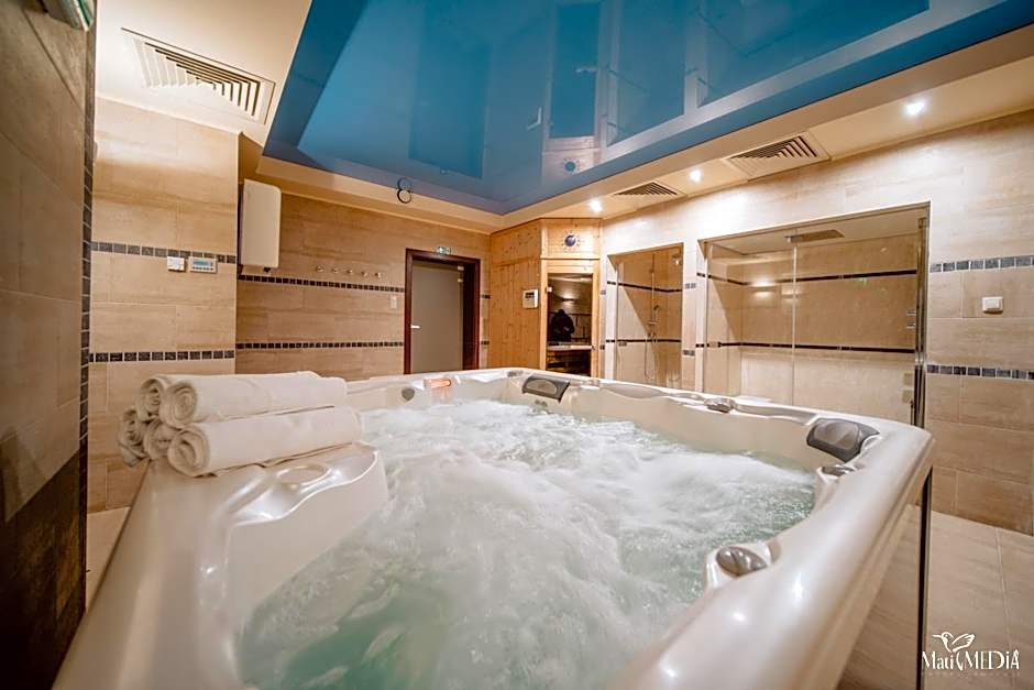 Karpacki & SPA - blisko wyciągu, Restauracja, Sala Zabaw, Bar 24h