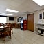 Grand View Inn & Suites