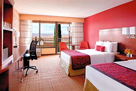 Queen Room with Two Queen Beds - Non-Smoking