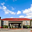 La Quinta Inn & Suites by Wyndham Mercedes Outlet Mall
