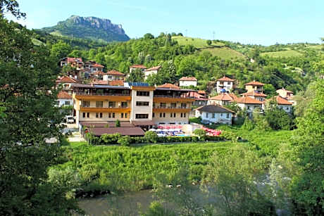 Family Hotel Enica
