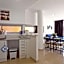 Charmsuites Paralel Apartments