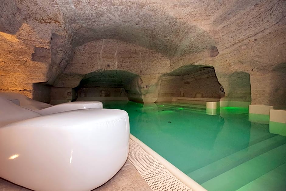 Aquatio Cave Luxury Hotel & SPA