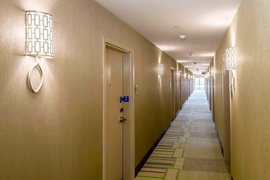 Home2 Suites by Hilton Memphis East / Germantown, TN