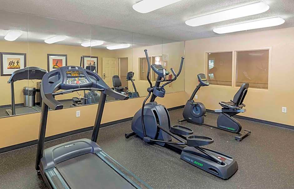 Extended Stay America Suites - Raleigh - RTP - 4919 Miami Blvd.