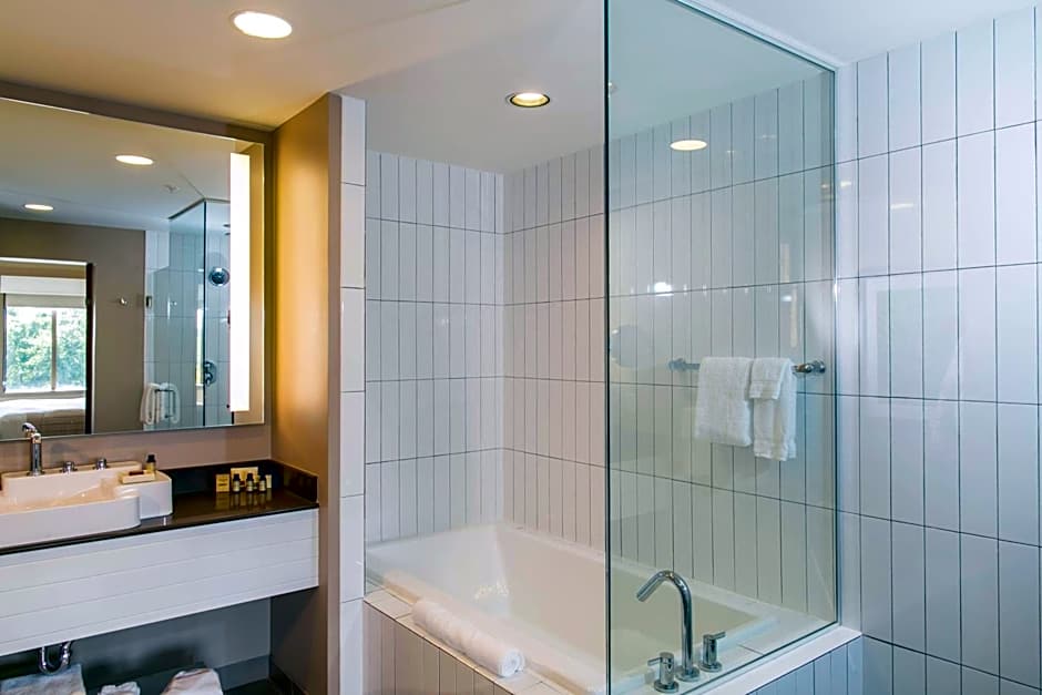 Epicurean Hotel, Autograph Collection by Marriott