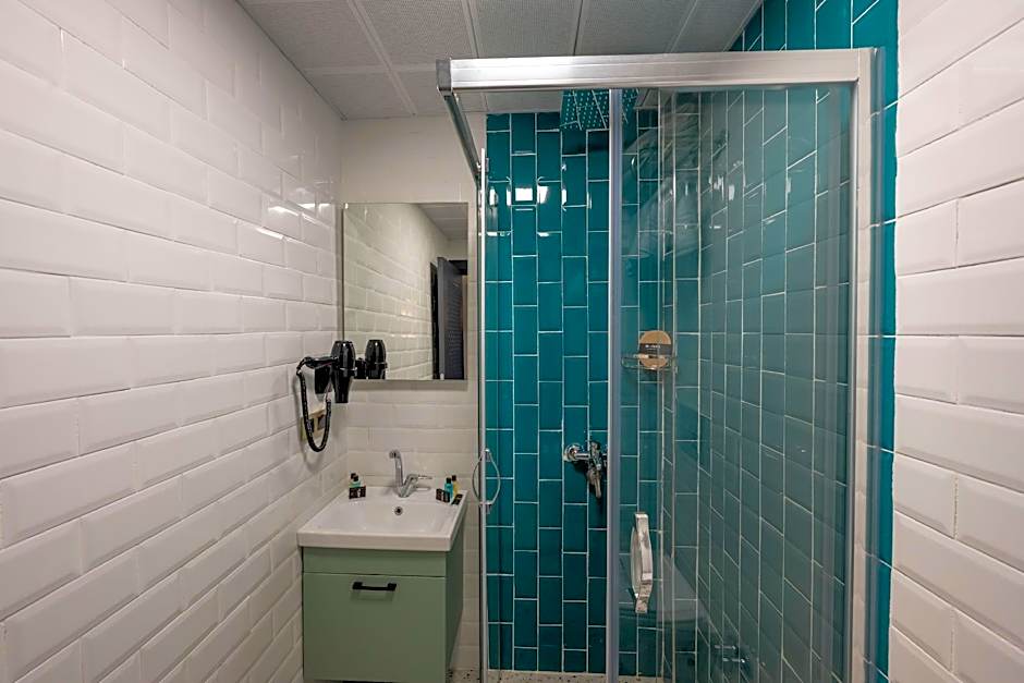 Heaven Inn Airport Hotel