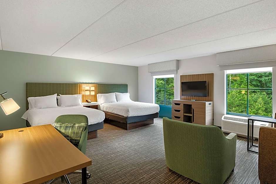 Hampton Inn By Hilton & Suites Lake George, NY