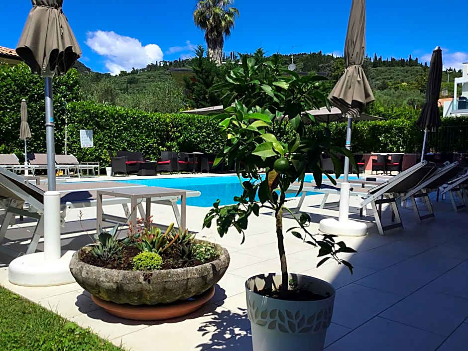 Hotel Villa Ca' Nova ***S