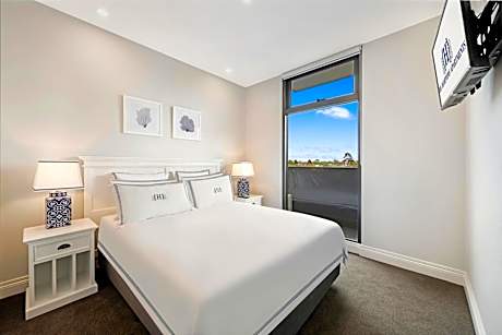 One-Bedroom Deluxe