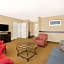 Ramada Plaza by Wyndham Fayetteville Fort Bragg Area