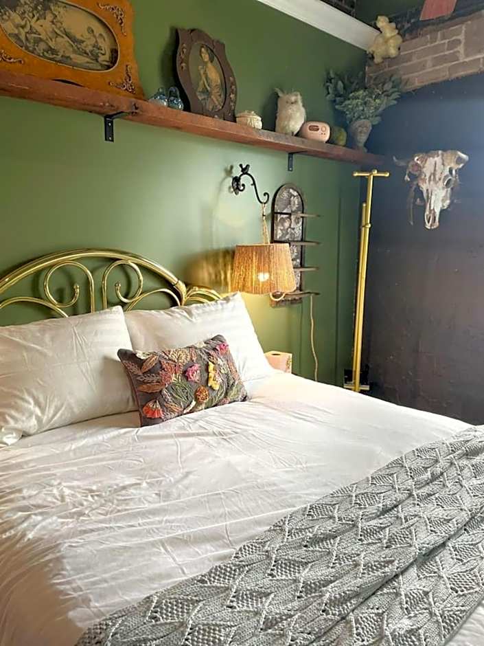 The Atrium - A Boutique Hotel - Suite 17