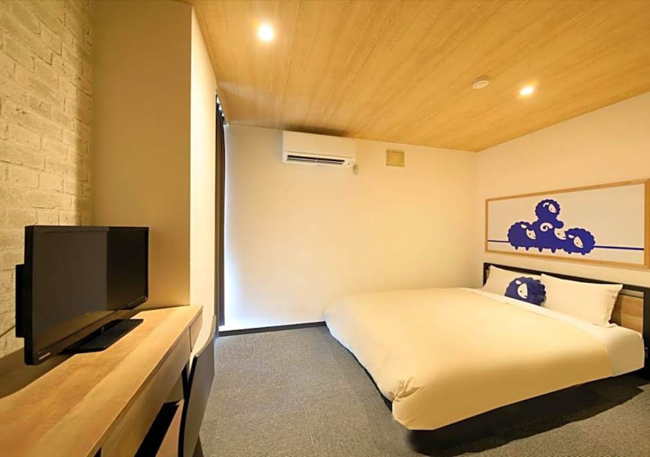 Photo 1 of 7 of Double Room with Private Bathroom