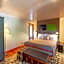 The Outlook Lodge