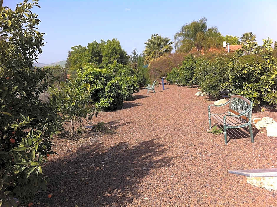 Arbel Guest House Shavit Family