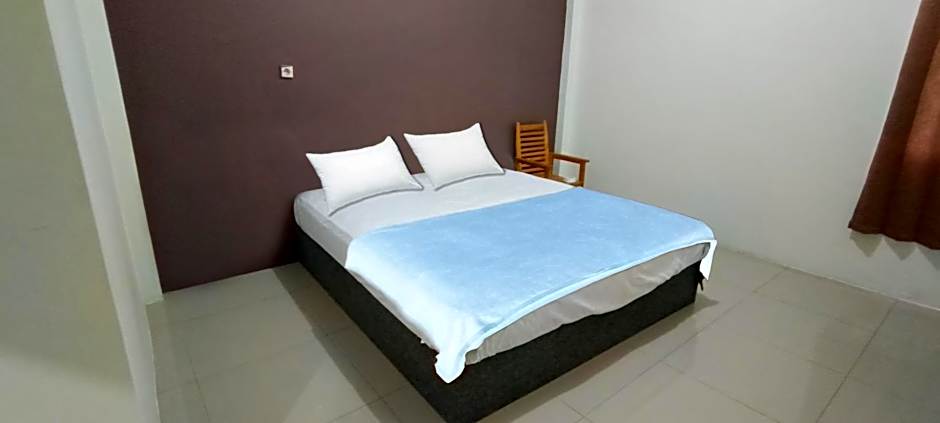 Hotel O Wisma Deli Syariah Near RSUD Nene Mallomo Sidenreng Rappang