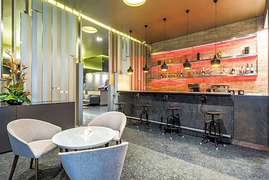 NH Collection Bogota Terra 100 Royal
