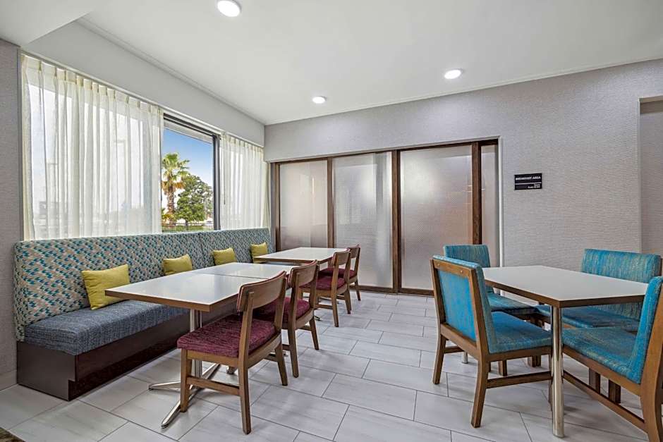 Hampton Inn By Hilton Houston-Brookhollow