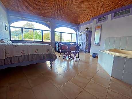 Quadruple Room with Mountain View