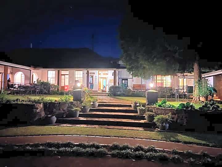 The Oaks Hotel