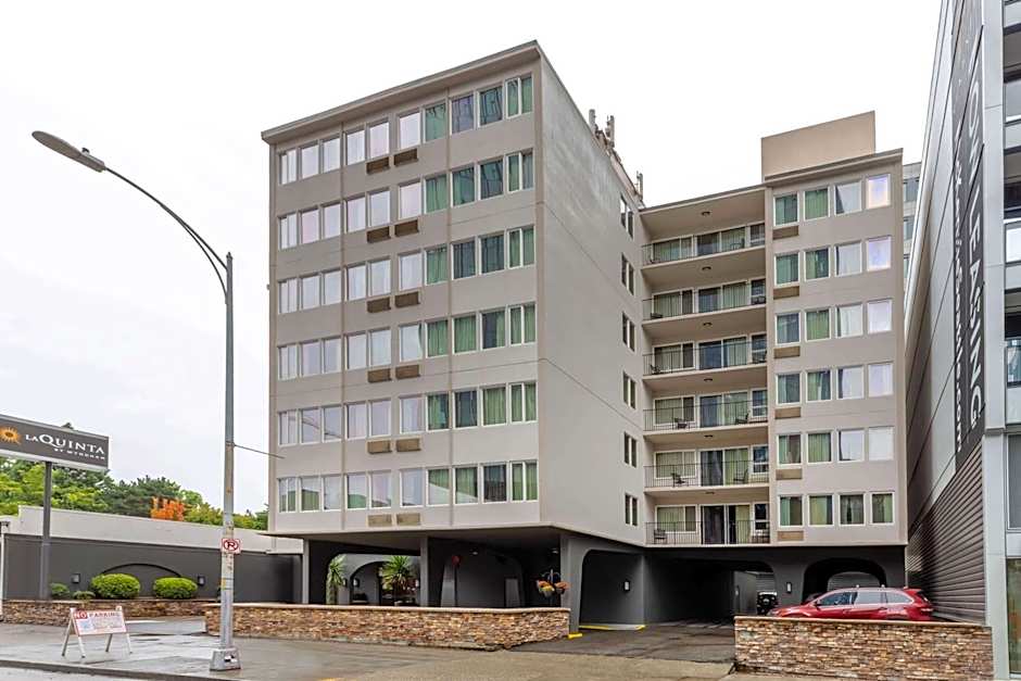 La Quinta Inn & Suites by Wyndham Seattle Downtown
