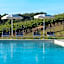 Chianti B&B Design infinity pool shared