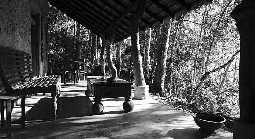 Kandy Samadhi Centre Hotel