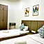 Lestari Inn Boutique Residence - Private Parking