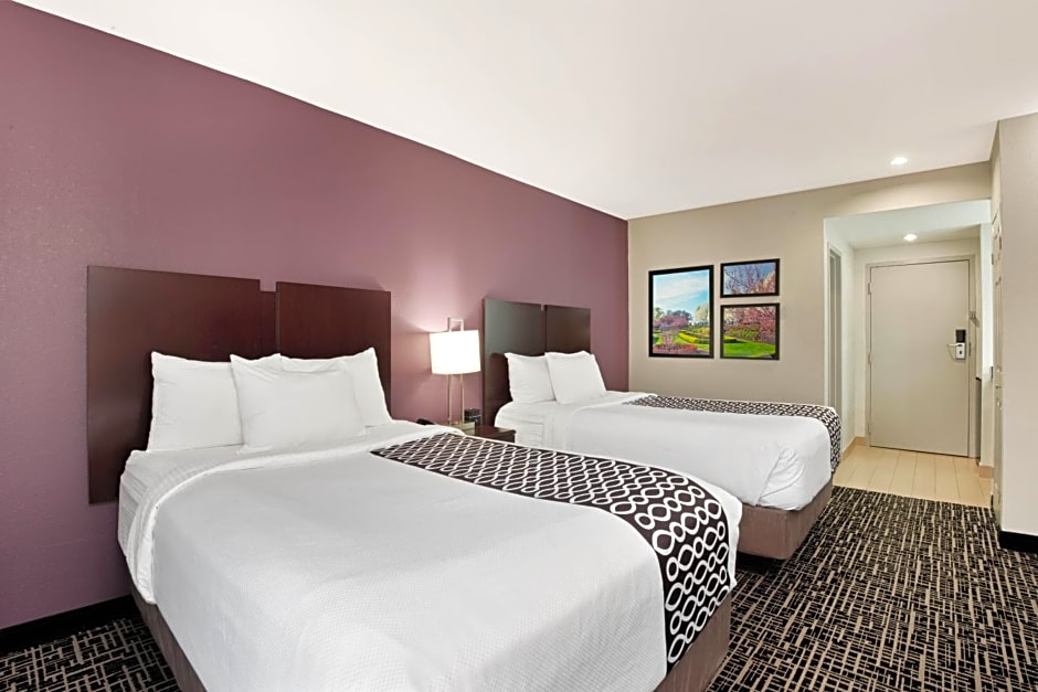 La Quinta Inn & Suites by Wyndham New Cumberland Harrisburg