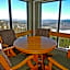 Stroll to Slopes, Village Area, Ski in-out MtLodge 294