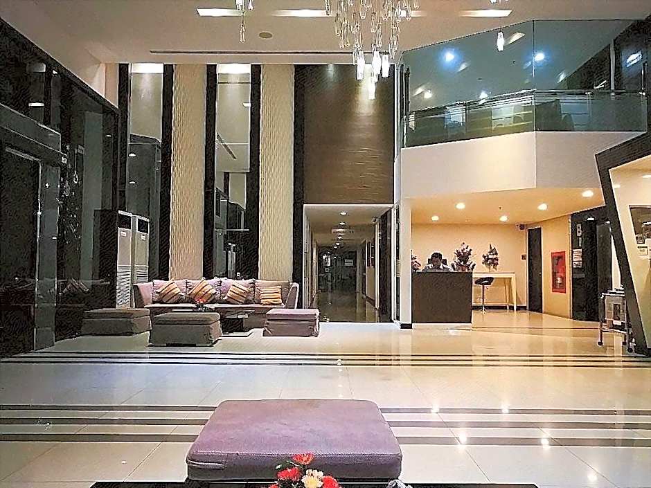 Crystal Suites Suvarnbhumi Airport