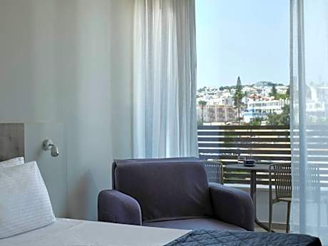 Deluxe Double Room Inland View