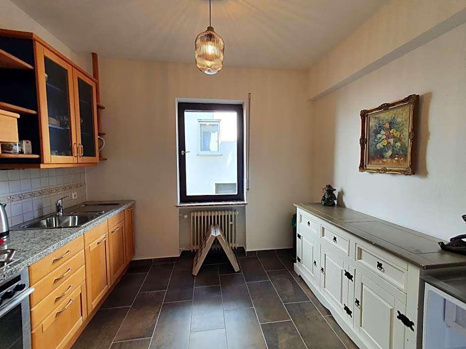 Römerstube Apartments & rooms