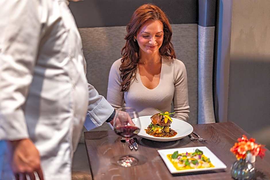 Melrose Georgetown Hotel