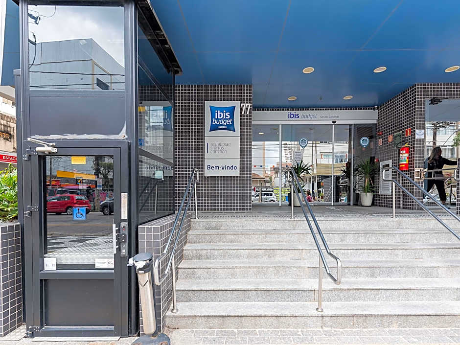 Ibis Budget Santos Gonzaga