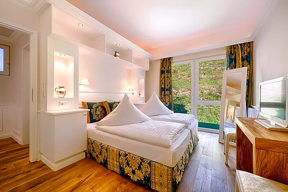 Hotel Weinberg-Schlößchen