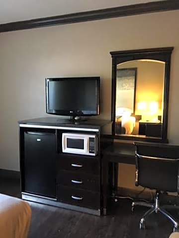 Skyways Hotel