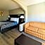 Econo Lodge Inn & Suites