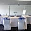 CityBlue Creekside Hotel & Suites