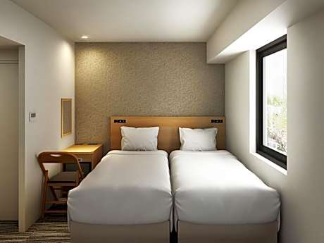 Standard Twin Room - Non-Smoking