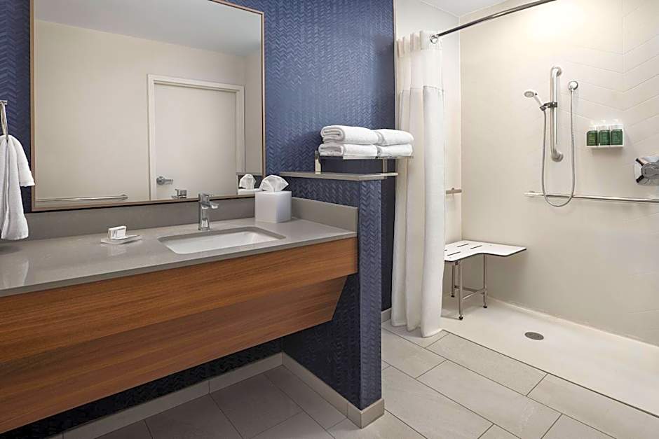 Fairfield Inn & Suites by Marriott South Kingstown Newport Area